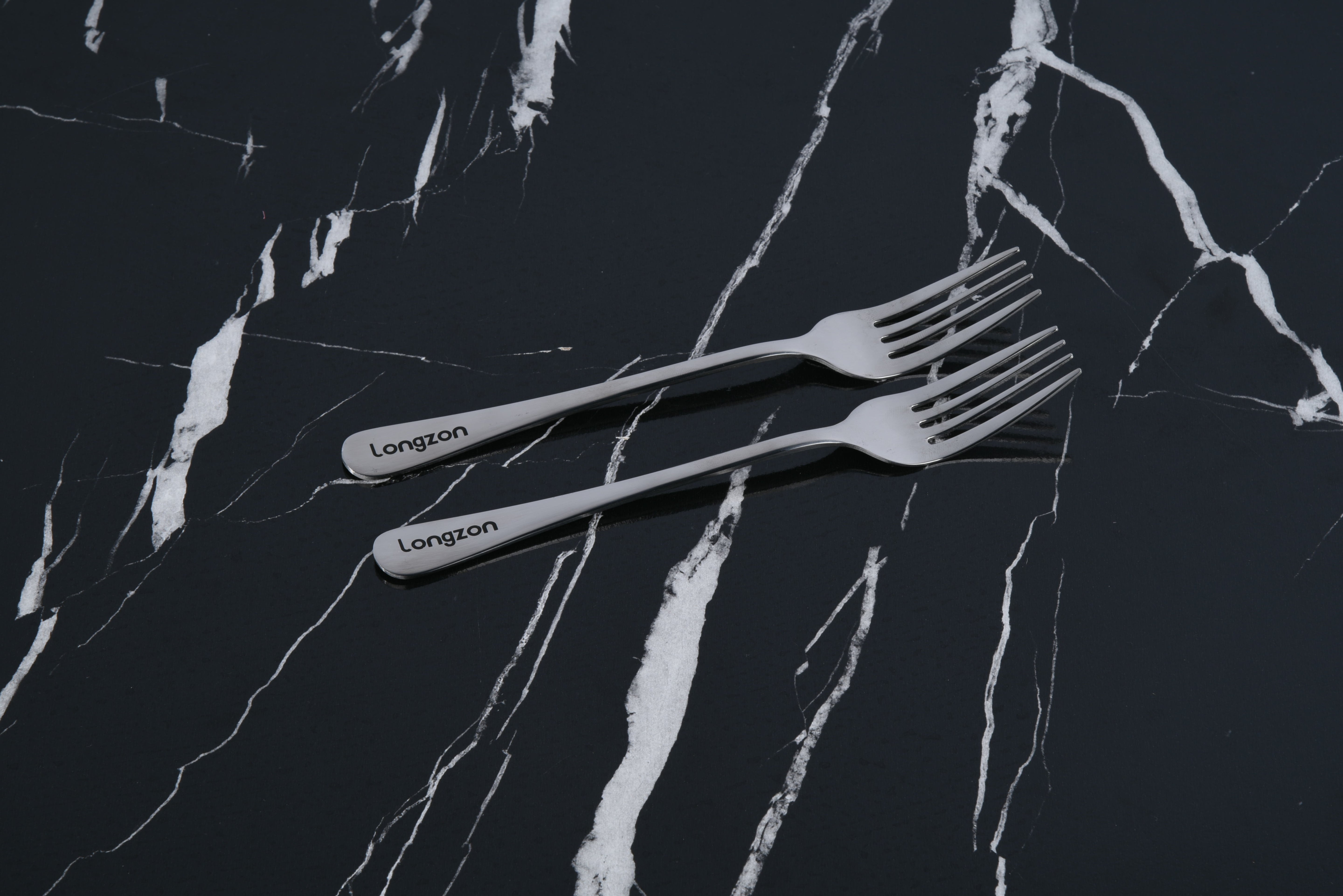 Longzon Stainless Steel Silverware Set, Modern Flatware Set Including Spoons and Forks, Mirror Polished Cutlery for Home Kitchen and Restaurant, Dishwasher Safe